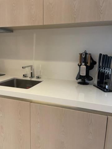 Apartment Reserve Now Stylish Studio4 In Palm Tower Sky Pool Views *